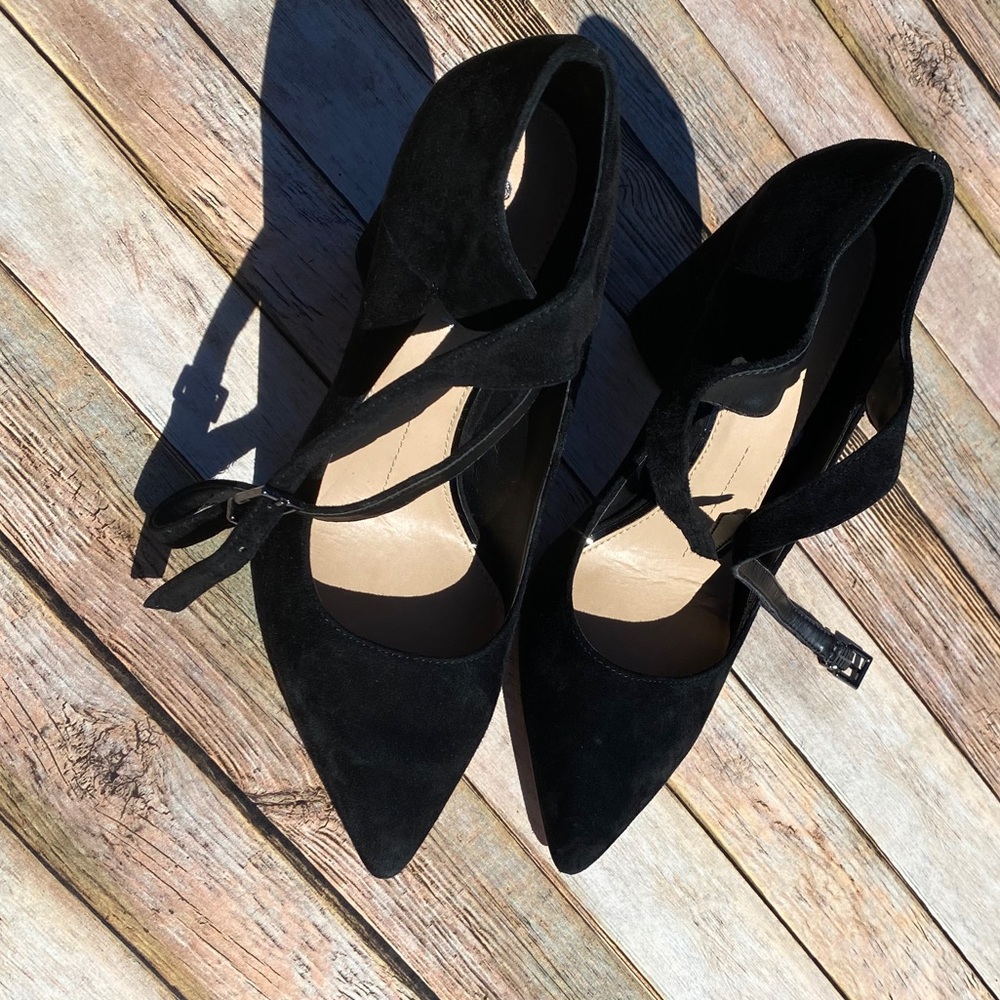 Gianni Bini Black Pumps